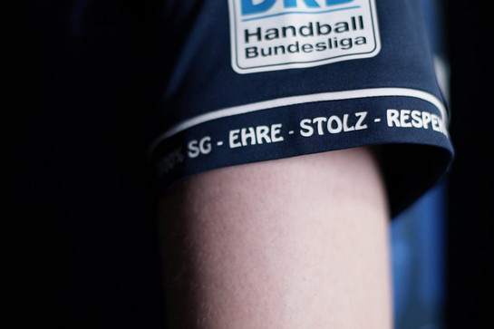 bb_sg_trikot_praesentation_2016_17_teaser_01.jpg Ärmelende eines SG Trikots