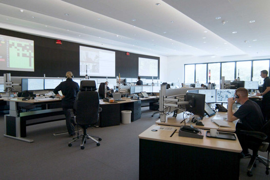 Blick in das Büro der Leitstelle