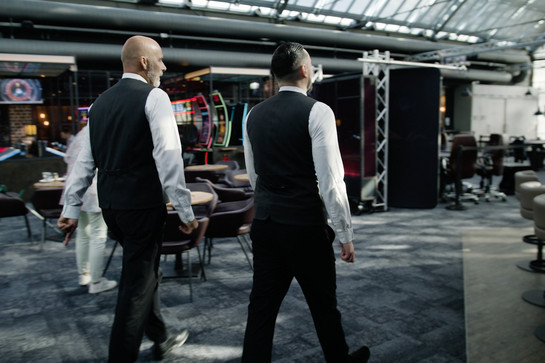 bb_spielbank-sh_teaser_02.jpg York geht durch ein Casino