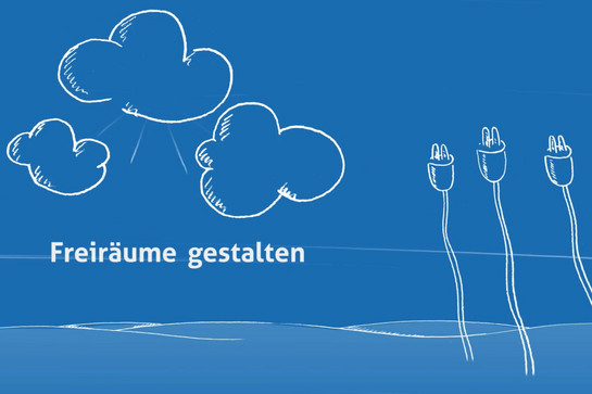Weiße Wolken auf blauen Hintergrund