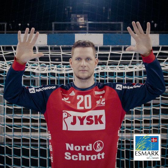 Kevin Möller guckt ernst in die Kamera