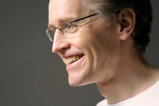 Nahaufnahme des Seitenprofils von Daniel Günther