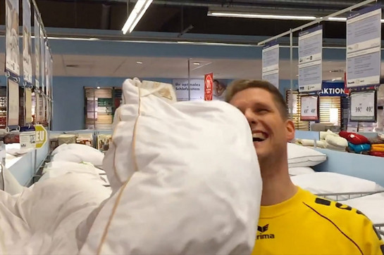 Ein SG Spieler im dänischen Bettenlager