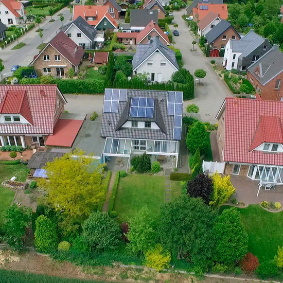 Luftbild eines Neubau Wohnviertels