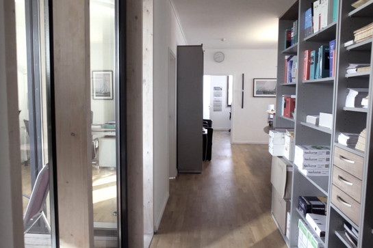 Blick in das Büro des arbeitsgeberverbandes