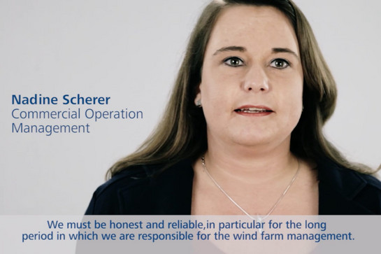 Standbild von Nadine Scherer im Interview