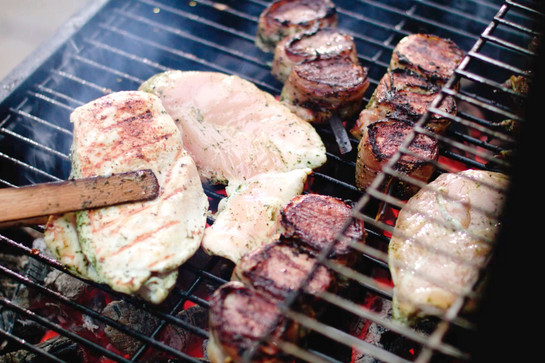 Fleisch auf dem Grill