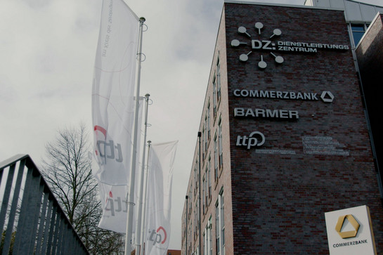 Rotes Backsteingebäude von ttp