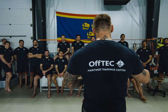 Die SG Mannschaft im Offtec Maritinem Trainingscenter