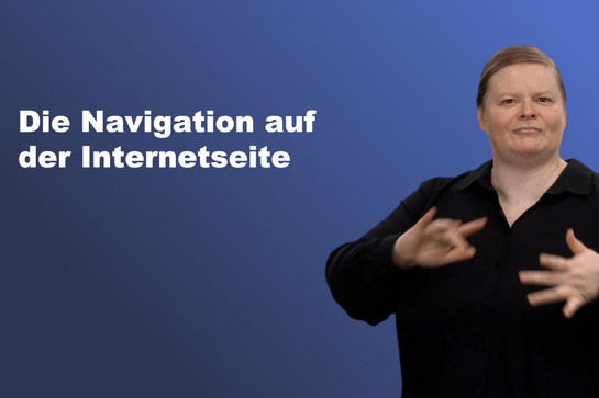 Eine Frau spricht Gebärdensprache