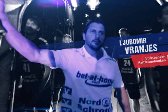 bb_einlauftrailer201314sg_teaser_06.jpg Ljubomir Vranjes läuft in die Halle ein