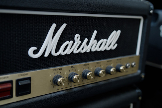 Nahaufnahme eines Marshall Lautsprechers