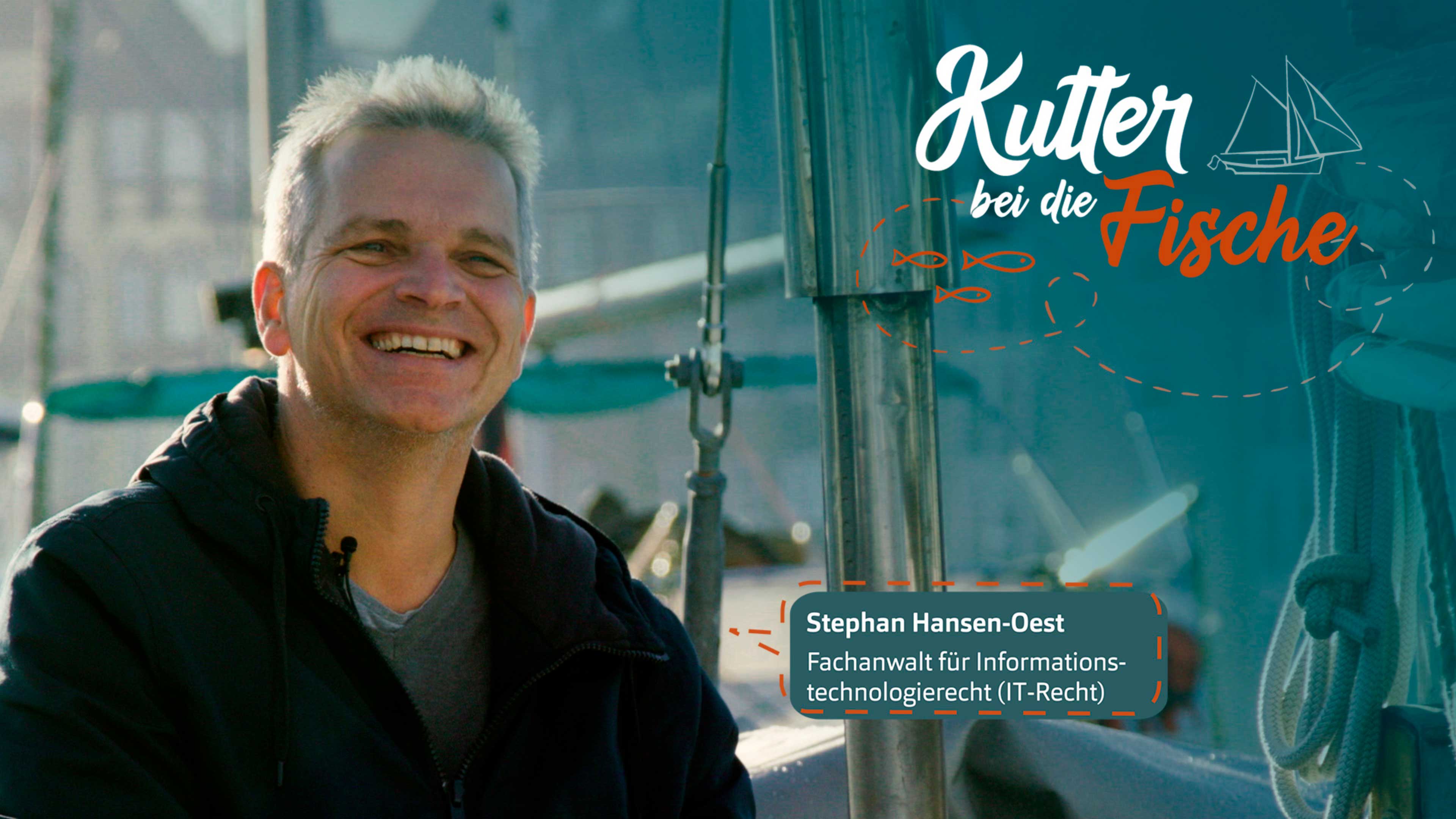 Stephan Hansen Oest lächelt in die Kamera
