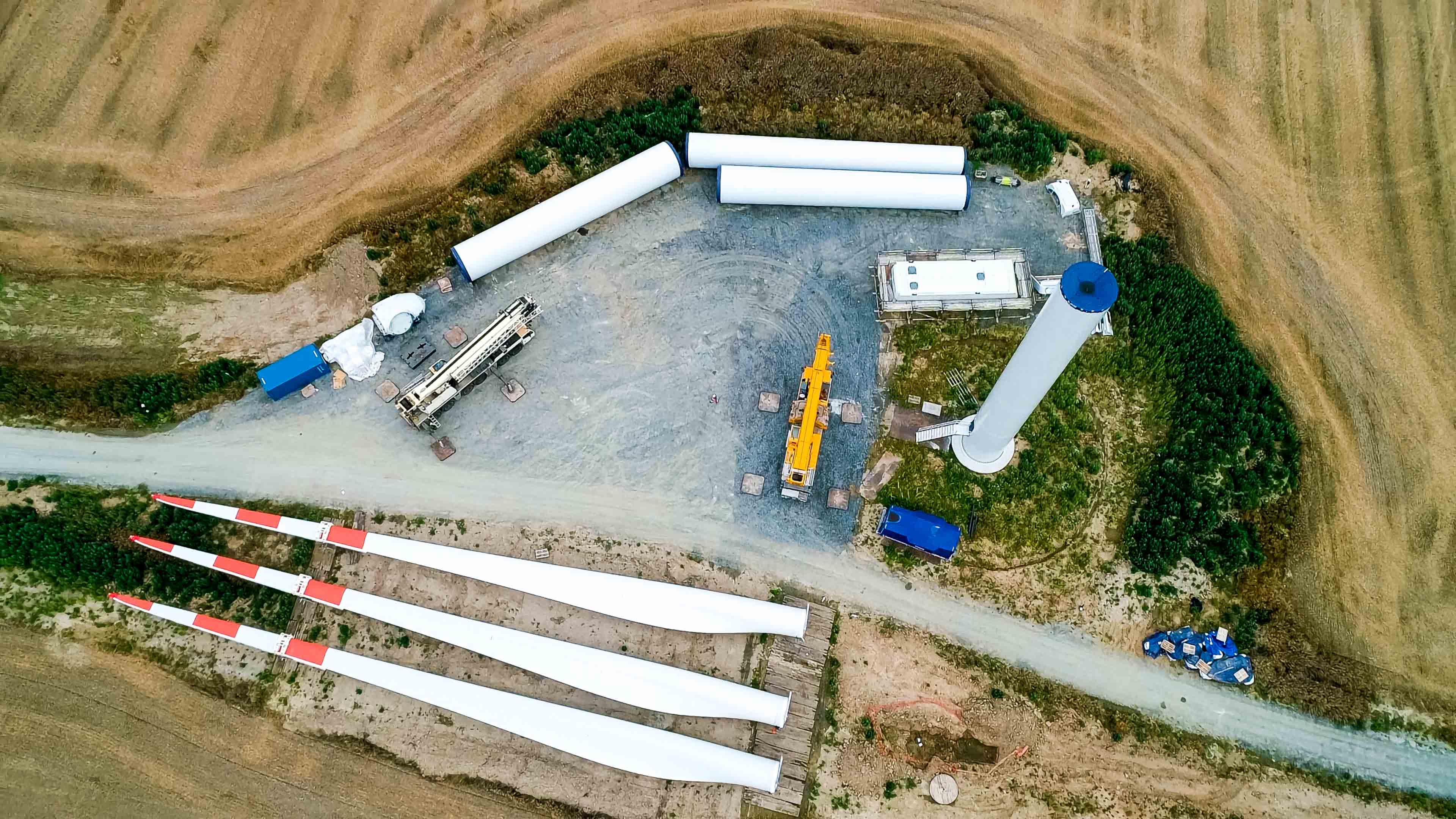 Draufsicht auf Baustelle einer Windkraftanlage
