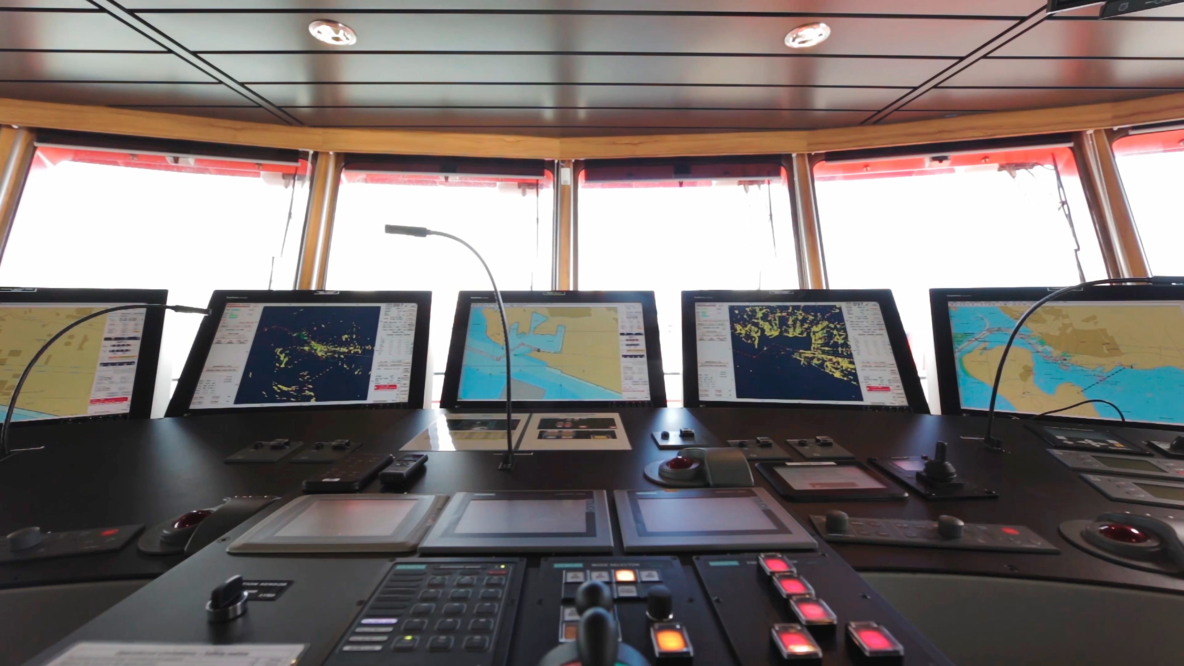 Blick auf das Steuerbord eines Schiffes