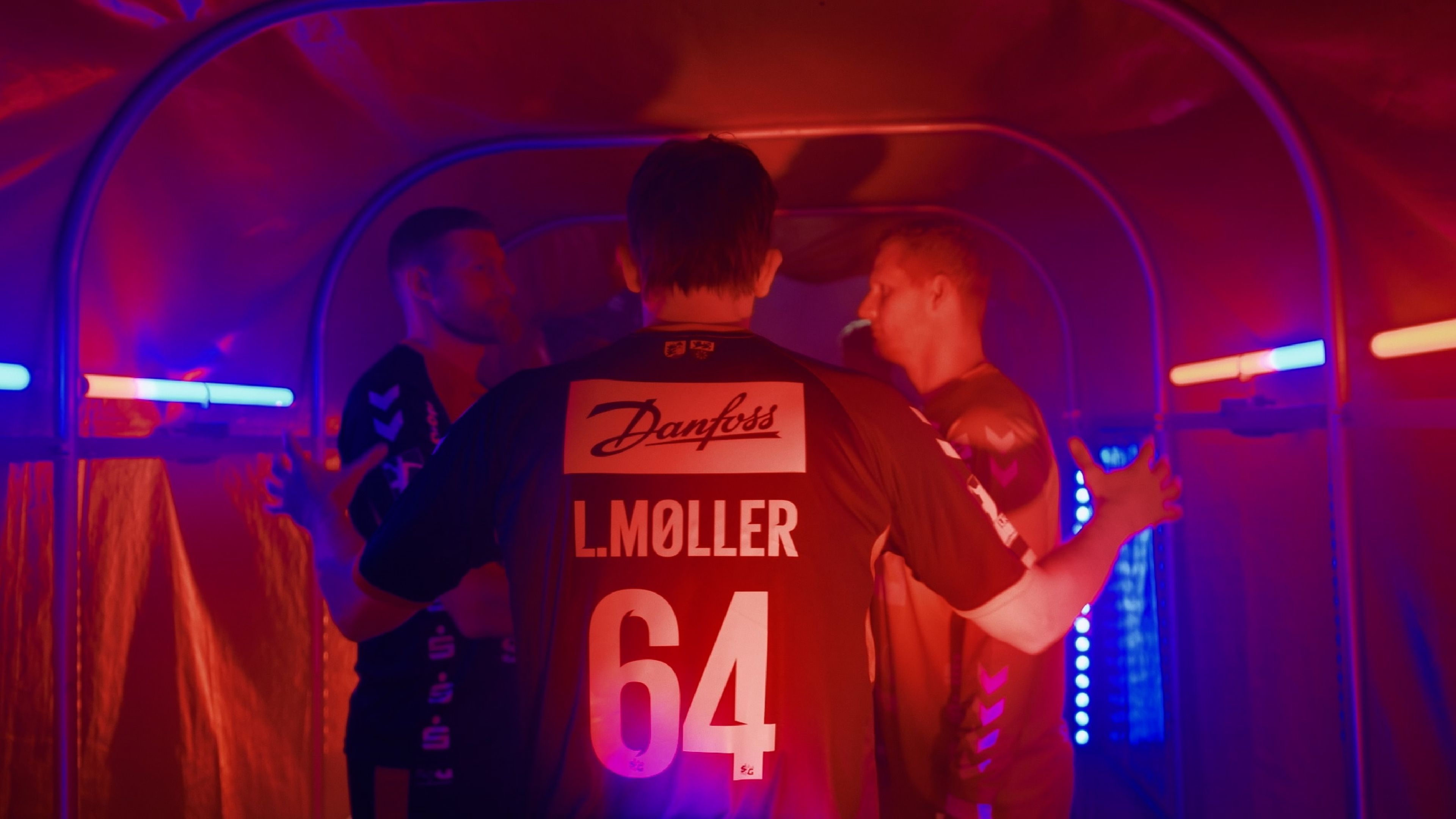 bb_sg-einlauftrailer-2023-24_header